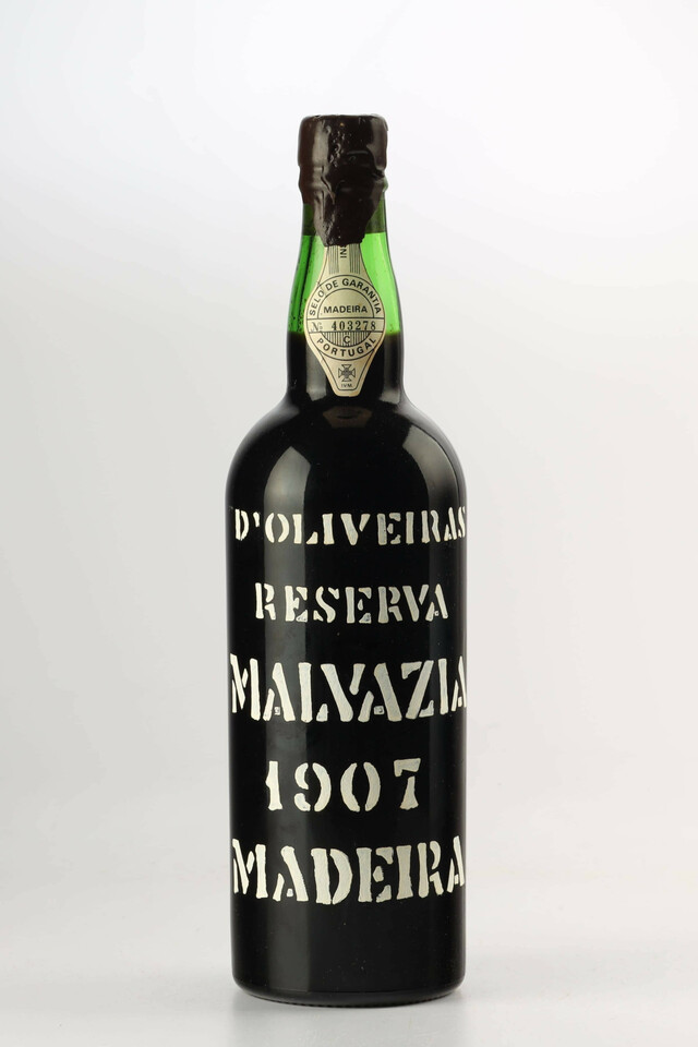 Oliveiras Madeira Reserva Malvazia, 1907