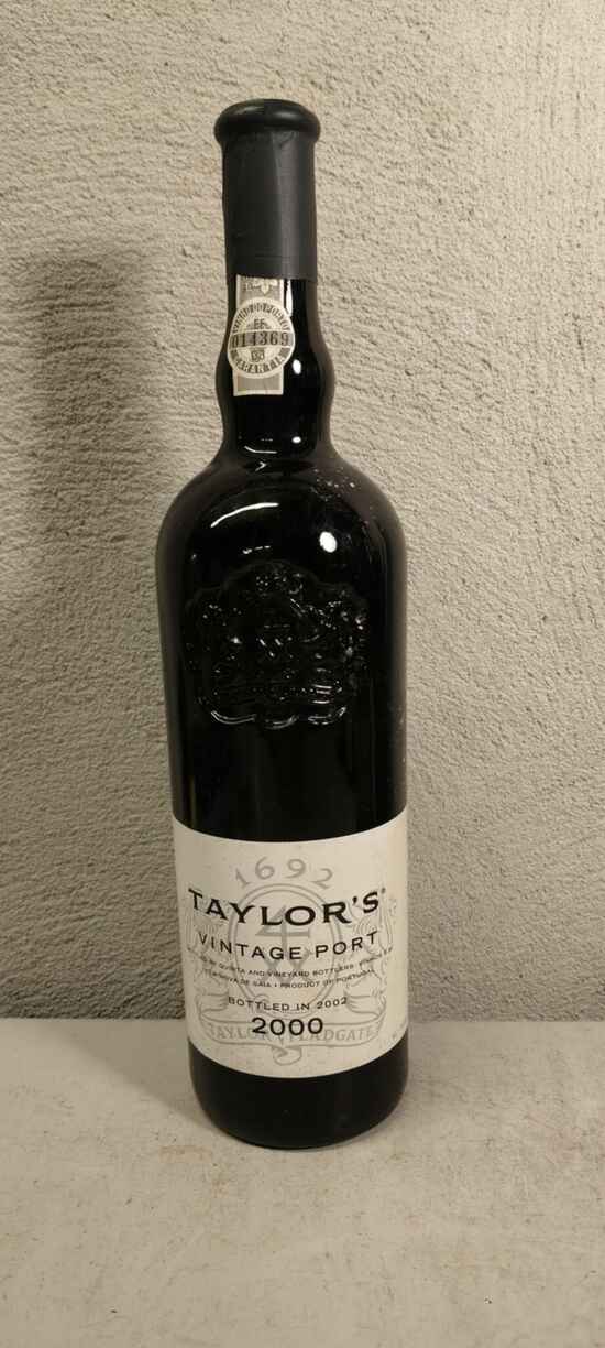 Taylor's Vintage Port 2000