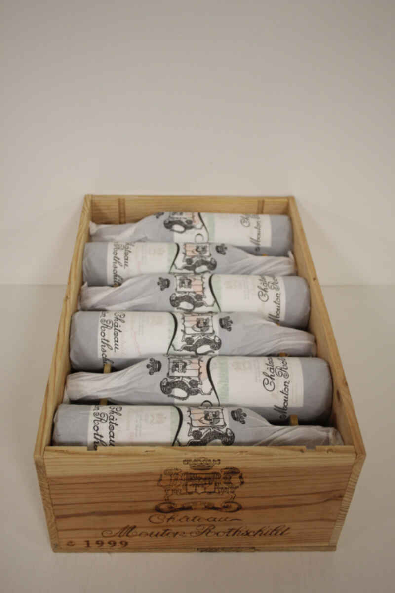 Chateau Mouton Rothschild 1999